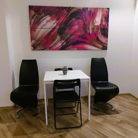 Komenskeho #1# V Historickem Centru 60m2 Apartment *